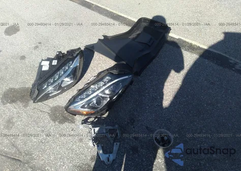 2018 Mercedes-Benz C 300 4Matic из США, поврежденный, VIN WDDWJ4KB6JF636083